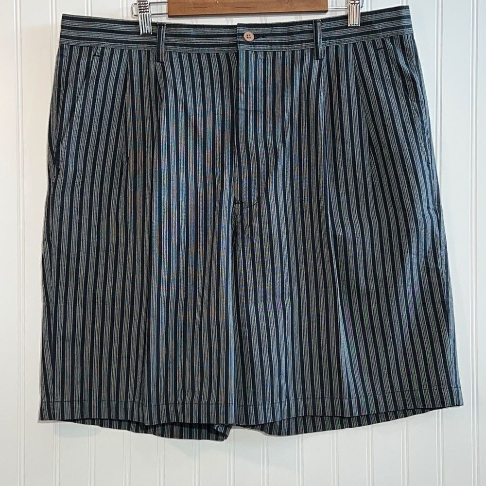 Ruff Hewn SandHurts Shorts Men’s 38 Pleated Front Cotton Blue and White Stripped
